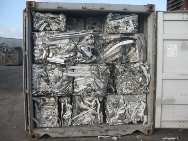 Ozzione Group Ltd – Wholesale scrap metal exporter supplying aluminium, copper, and non-ferrous scrap worldwide.